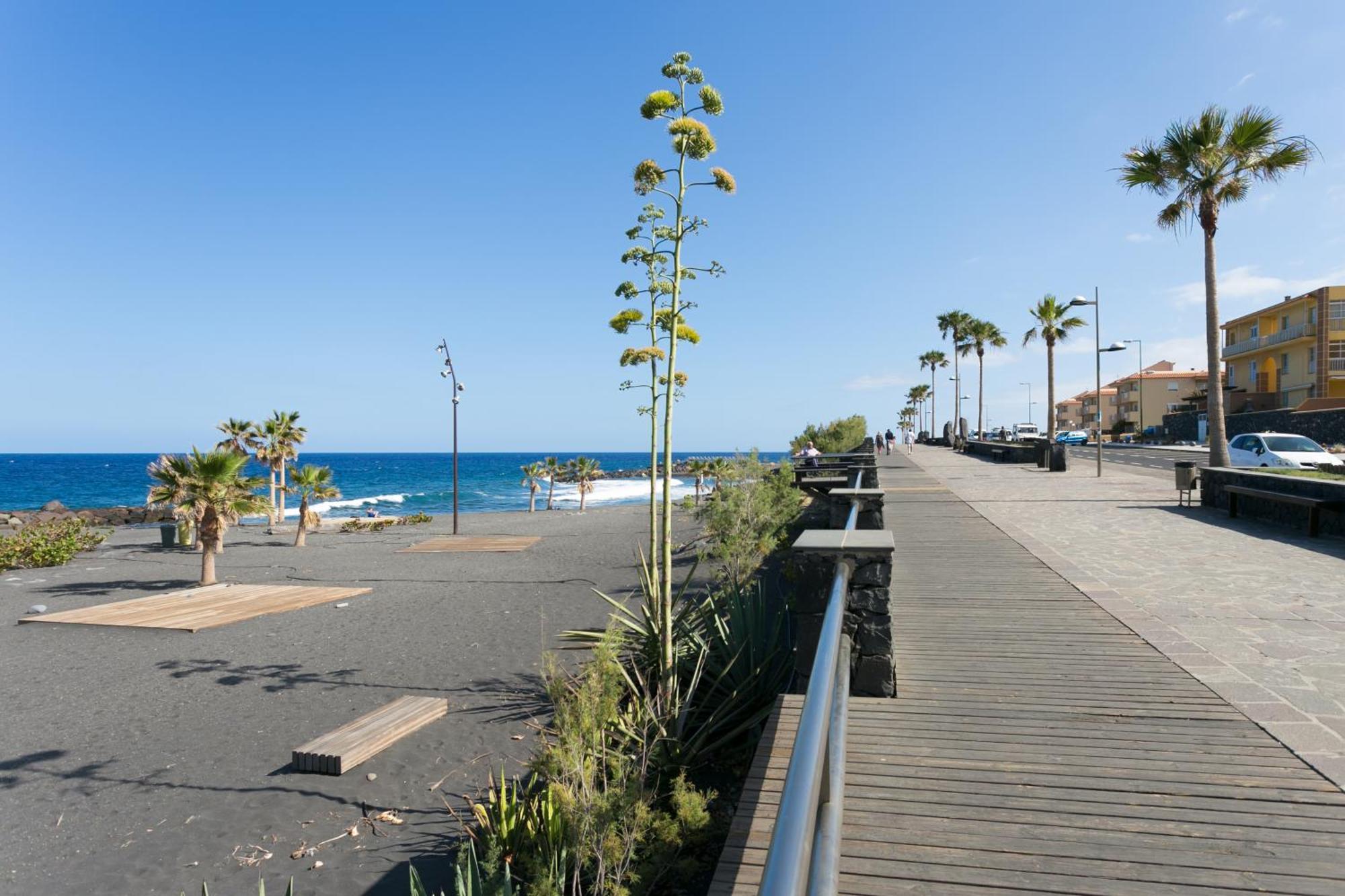 Home2Book Stunning Sea Front Caletillas, Pool Candelaria Eksteriør billede