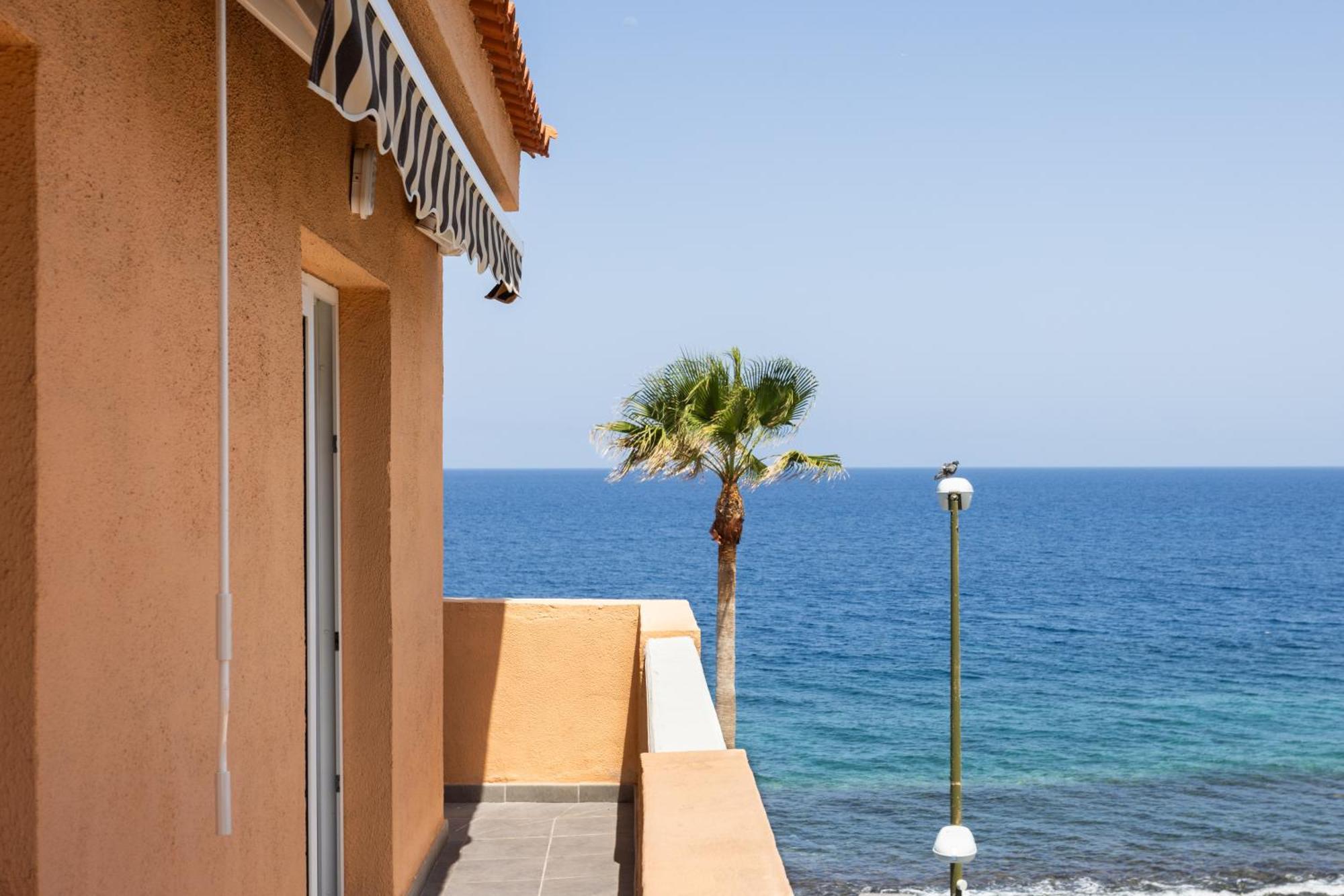 Home2Book Stunning Sea Front Caletillas, Pool Candelaria Eksteriør billede
